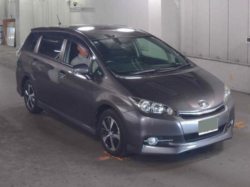 TOYOTA WISH
