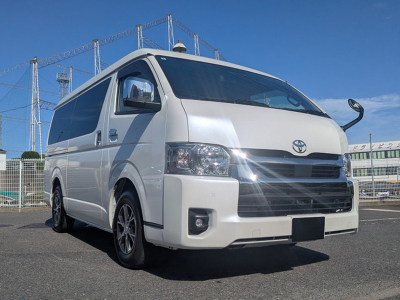 HIACE VAN