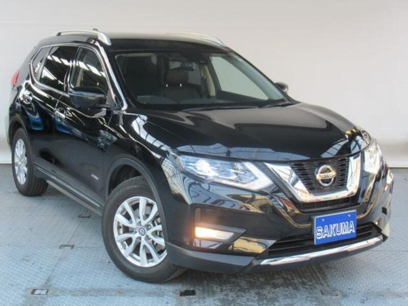 X-TRAIL