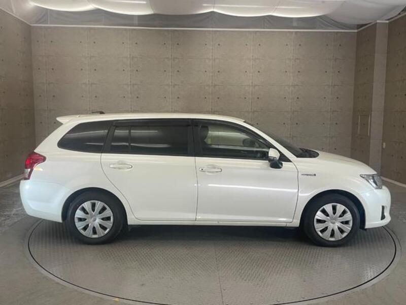 COROLLA FIELDER