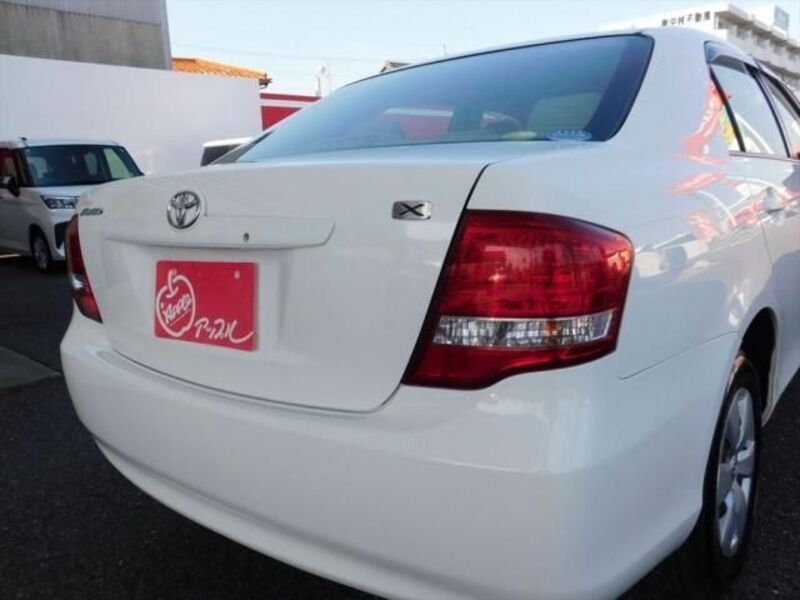 COROLLA AXIO