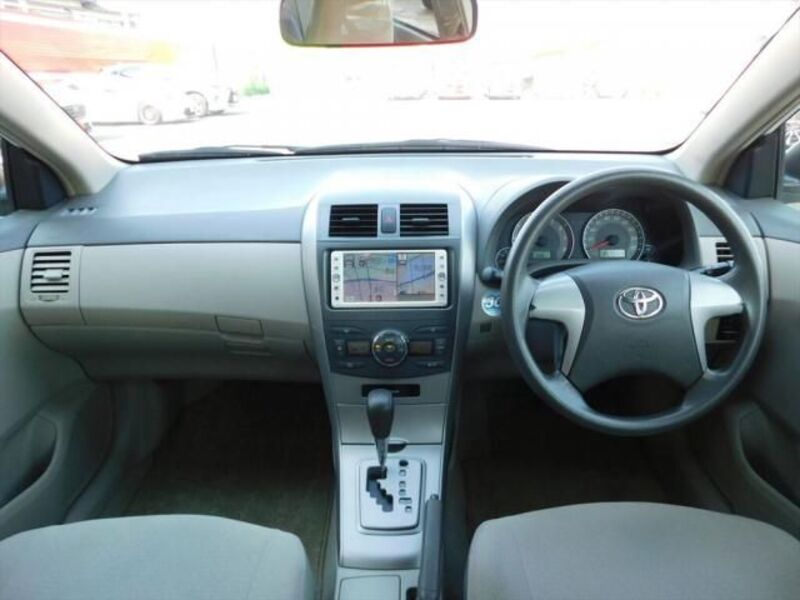 COROLLA AXIO