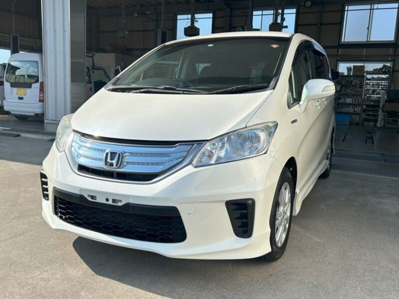 HONDA FREED HYBRID