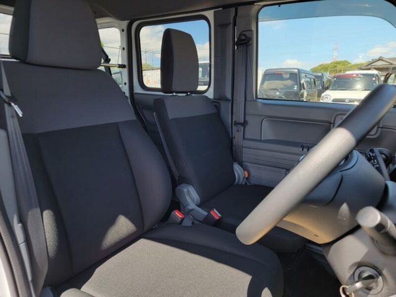 N-VAN