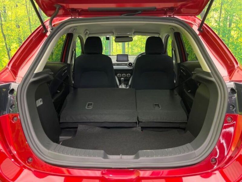 MAZDA2