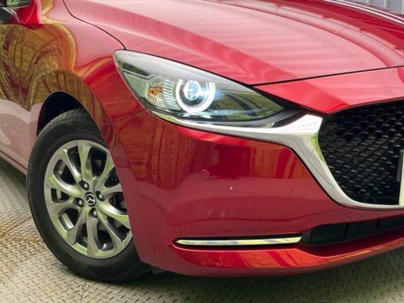 MAZDA2