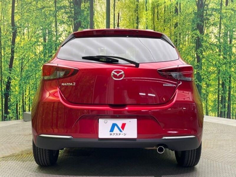 MAZDA2
