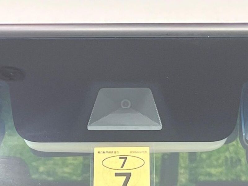 N BOX