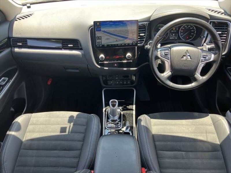 OUTLANDER PHEV