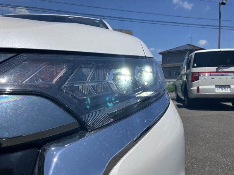 OUTLANDER PHEV