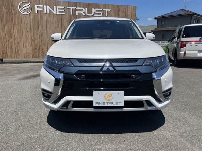 OUTLANDER PHEV