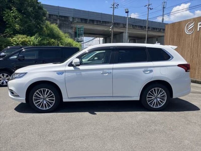 OUTLANDER PHEV