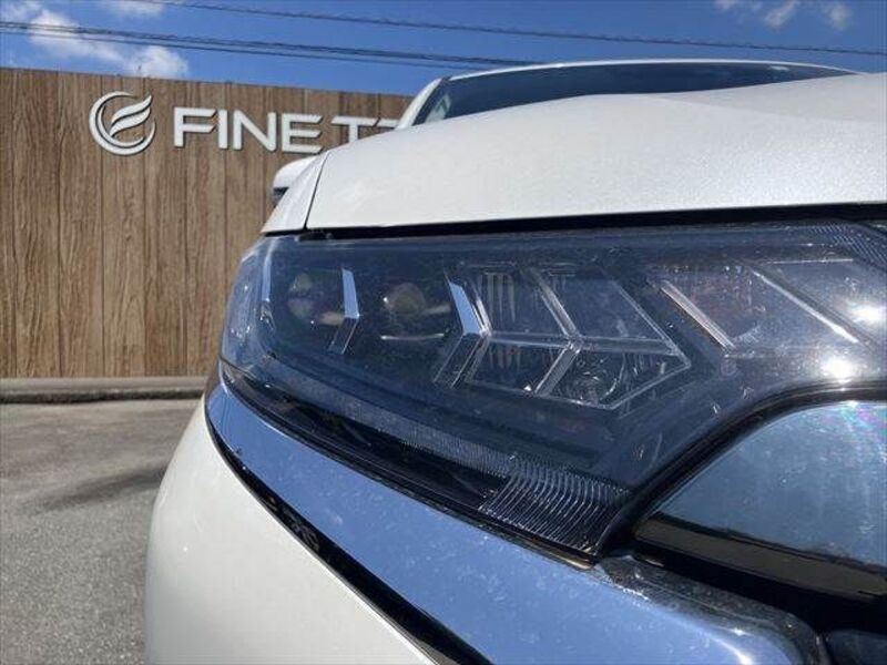 OUTLANDER PHEV
