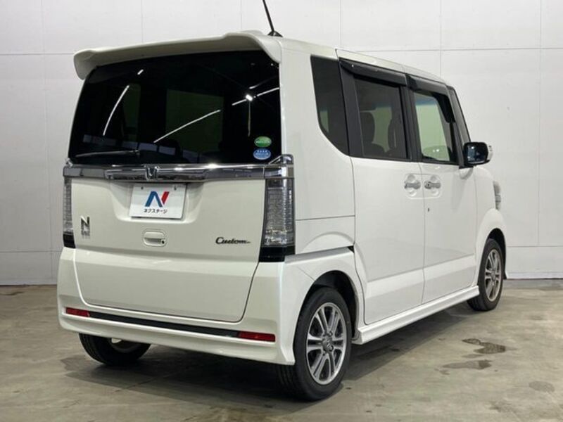 N BOX CUSTOM