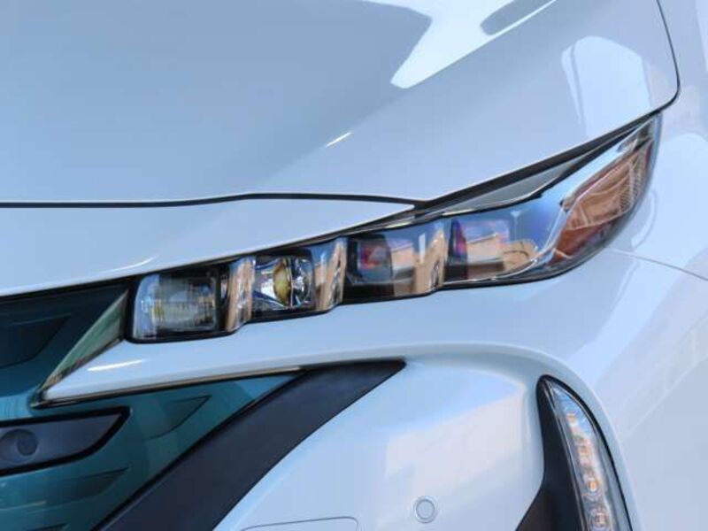 PRIUS PHV