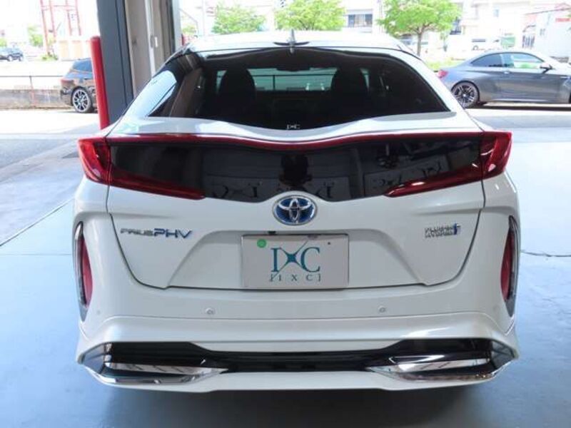 PRIUS PHV