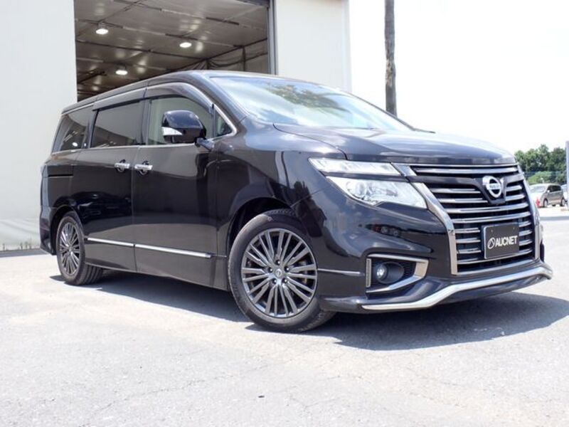 NISSAN ELGRAND