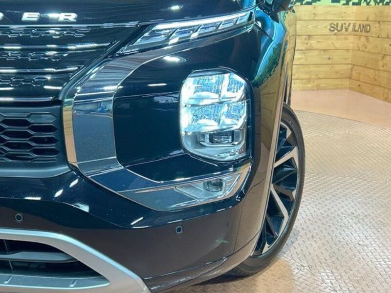 OUTLANDER PHEV
