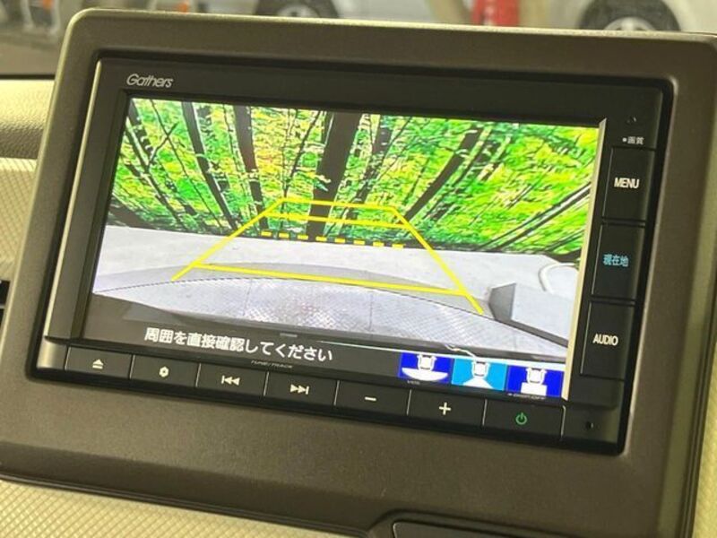 N BOX