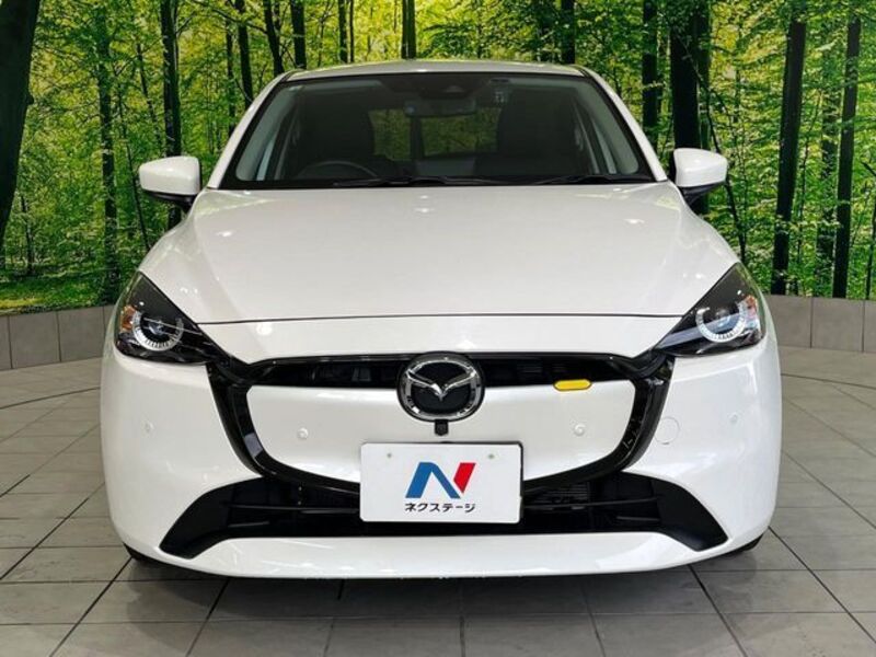 MAZDA2