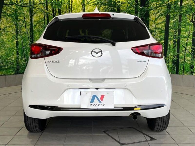 MAZDA2