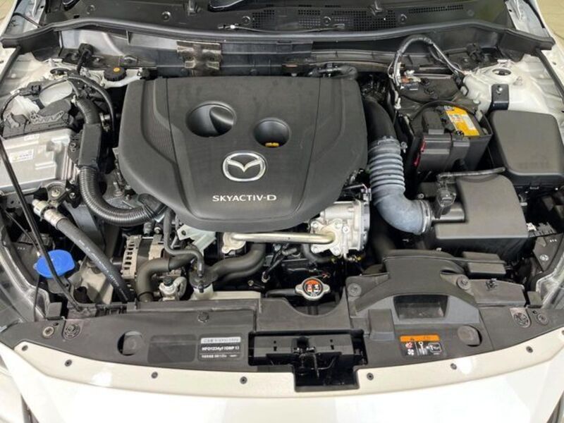 MAZDA2