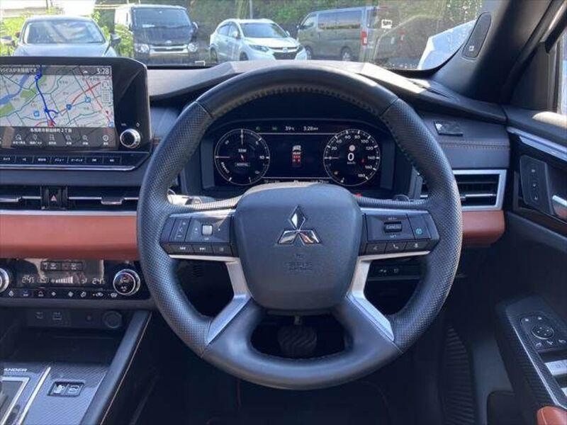 OUTLANDER PHEV