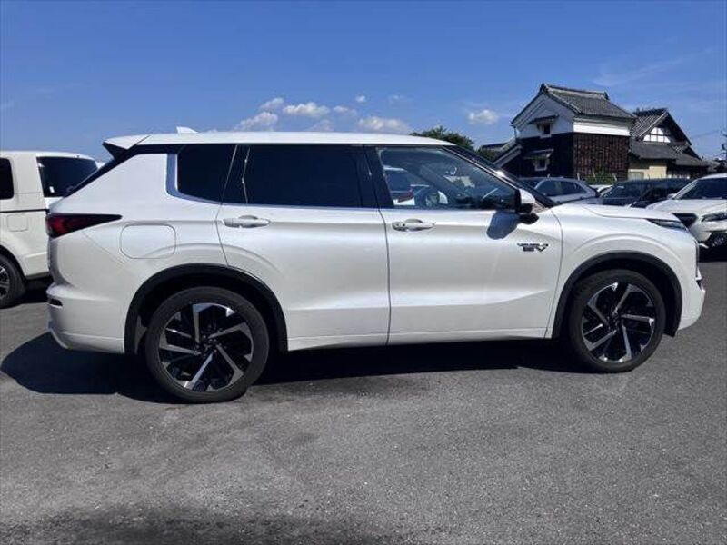 OUTLANDER PHEV