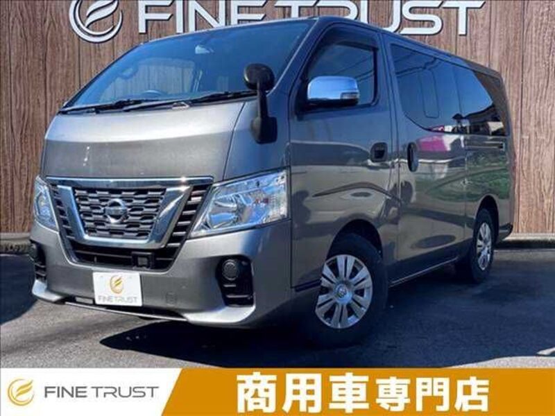 NV350 CARAVAN-0