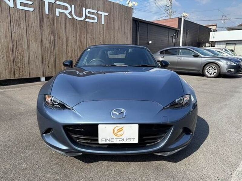 ROADSTER