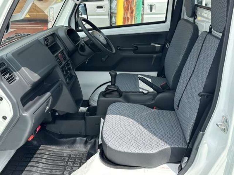 MINICAB TRUCK