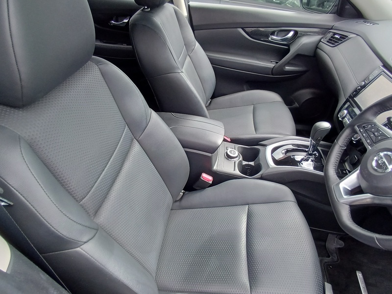 X-TRAIL