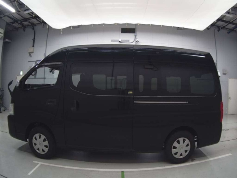 CARAVAN VAN