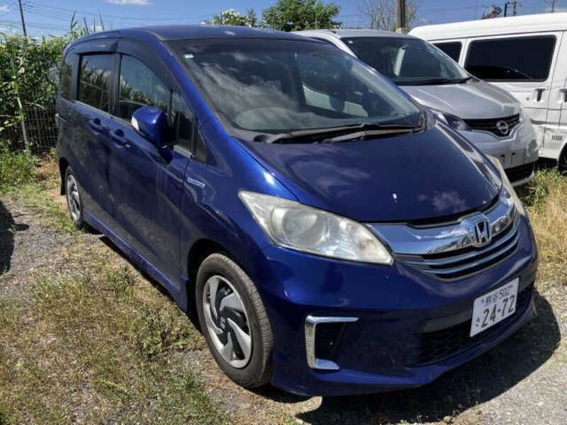 HONDA FREED HYBRID