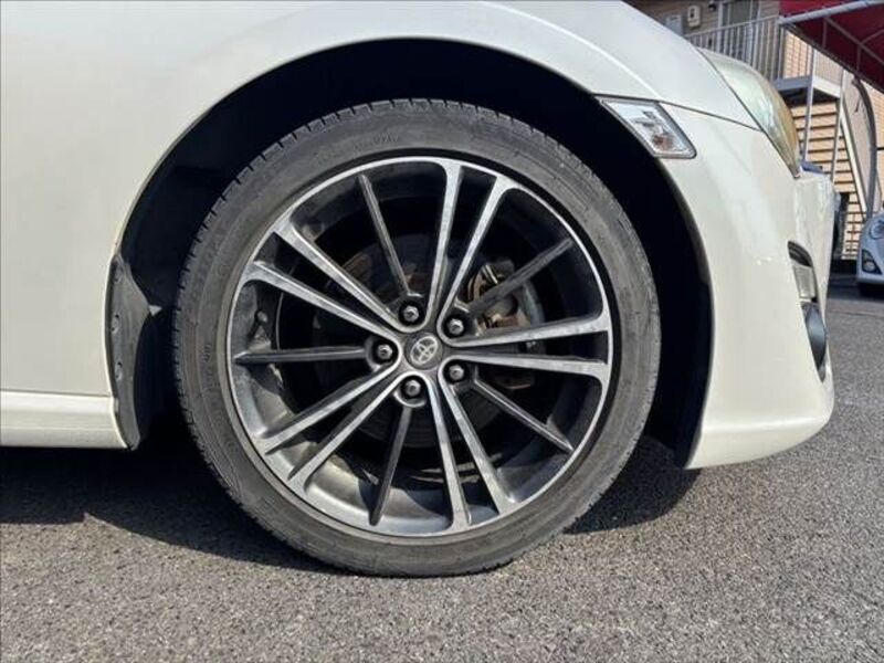 86