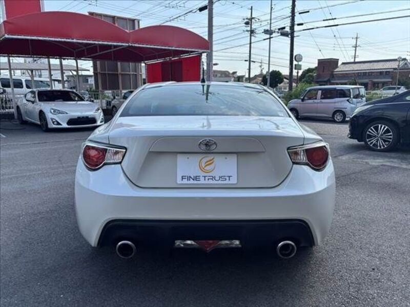86