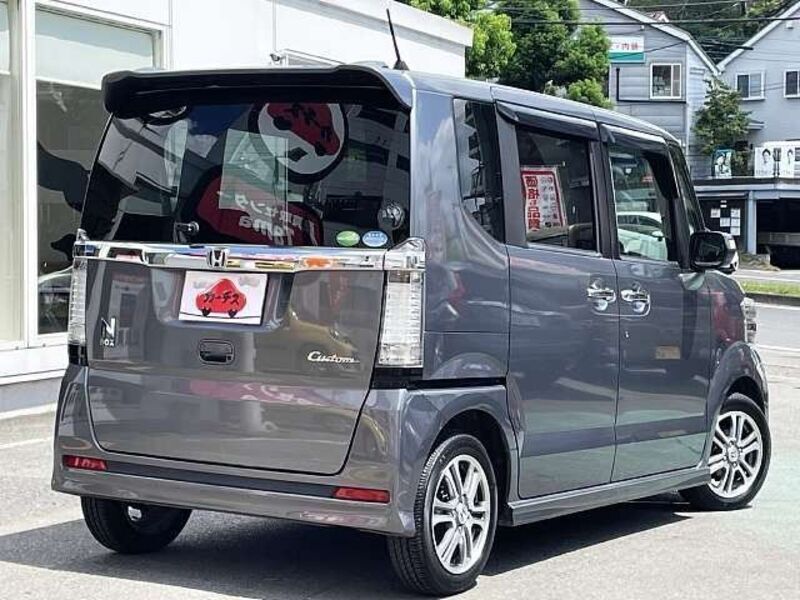 N BOX CUSTOM