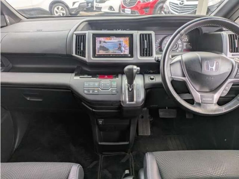 STEPWAGON SPADA