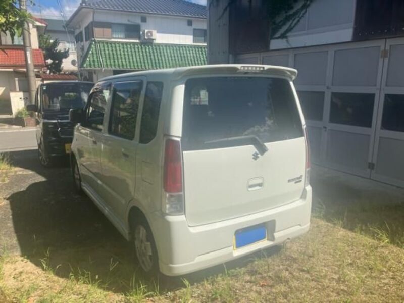 WAGON R