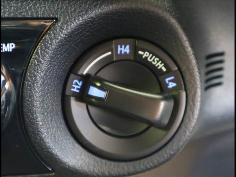 HILUX