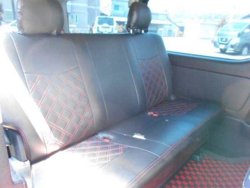 HIACE VAN