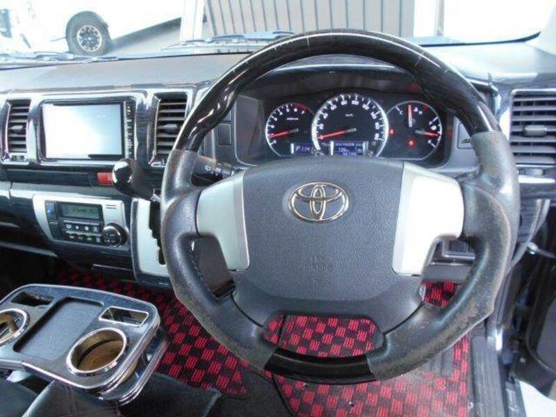 HIACE VAN