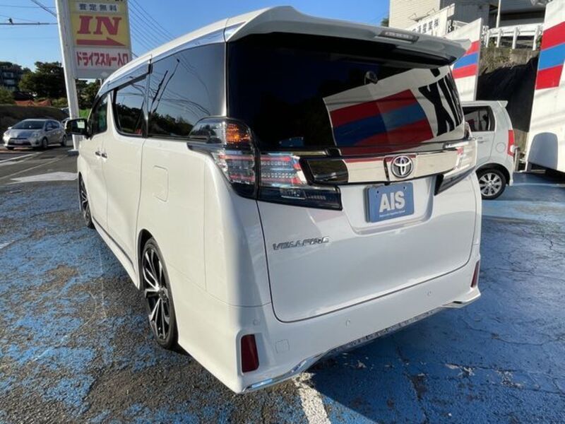 VELLFIRE