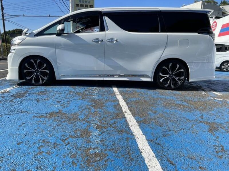 VELLFIRE