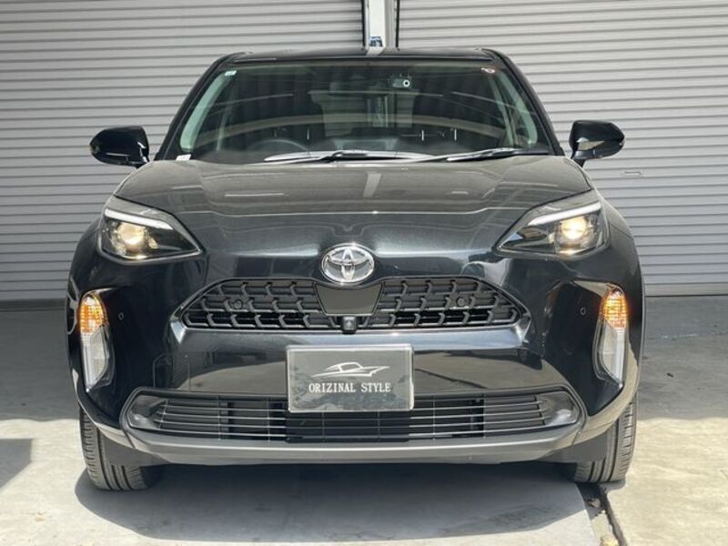 YARIS CROSS