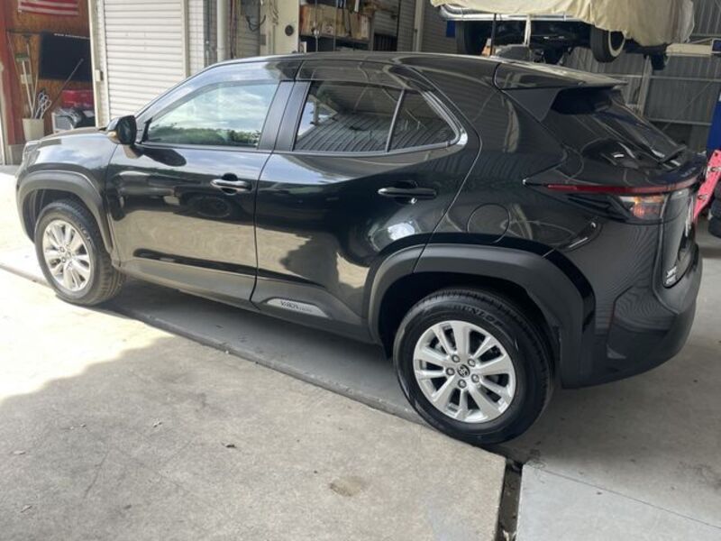YARIS CROSS