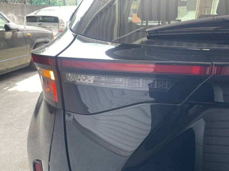 YARIS CROSS