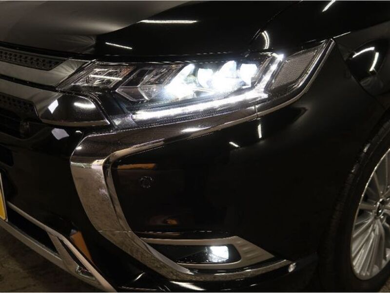OUTLANDER PHEV