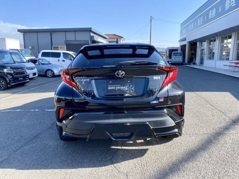 C-HR