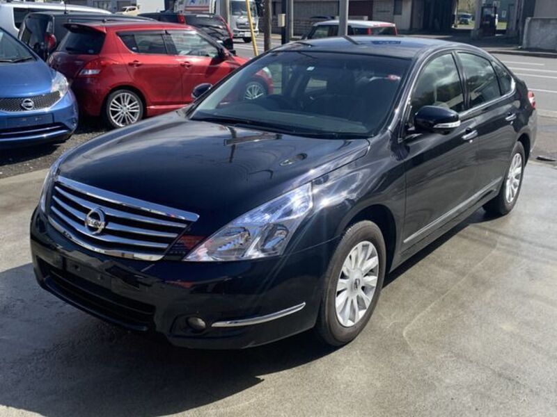 NISSAN TEANA